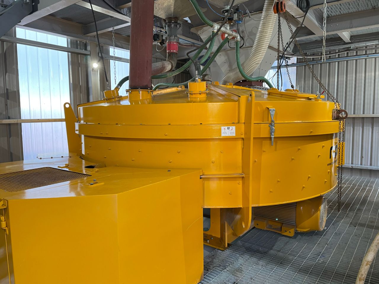 NEW RAPID PAN CONCRETE MIXER DOUBLES OUTPUTS AND DELIVERS “UNIFORM AND PRECISE” BATCHING FOR ECO READYMIX.